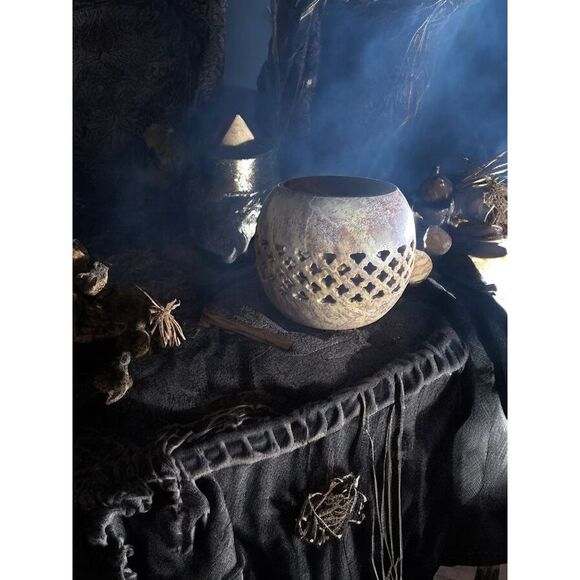 soap stone tea light candle holder - Picture 2 of 5